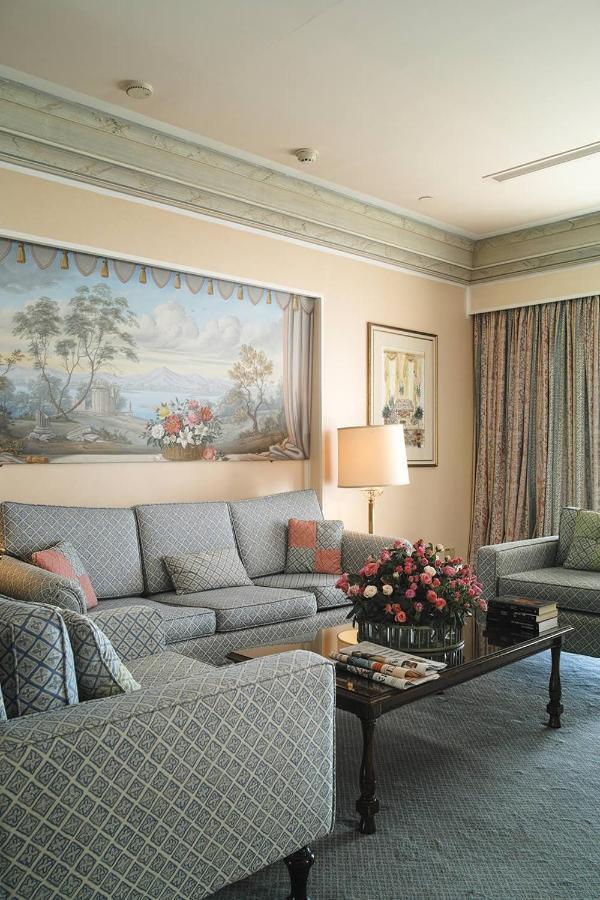 Hotel Al Bustan Beit Mery Екстериор снимка