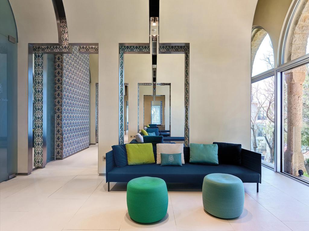 Hotel Al Bustan Beit Mery Екстериор снимка