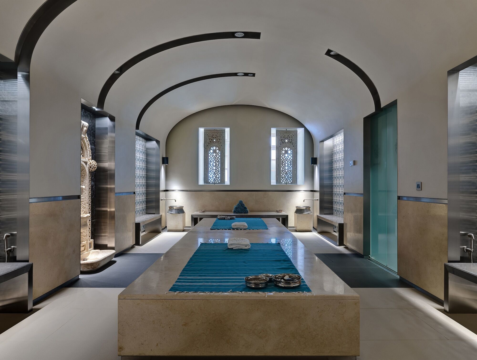 Hotel Al Bustan Beit Mery Екстериор снимка
